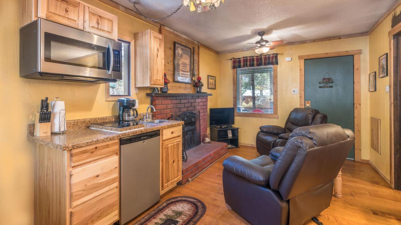Whispering Pine Cabins 루이도소 외부 사진