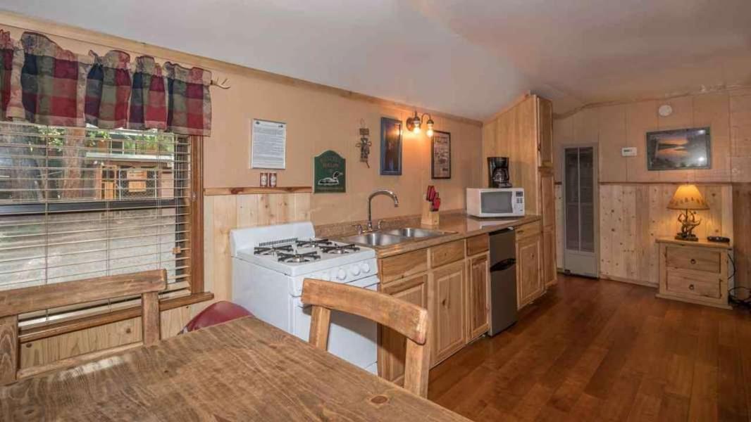 Whispering Pine Cabins 루이도소 외부 사진