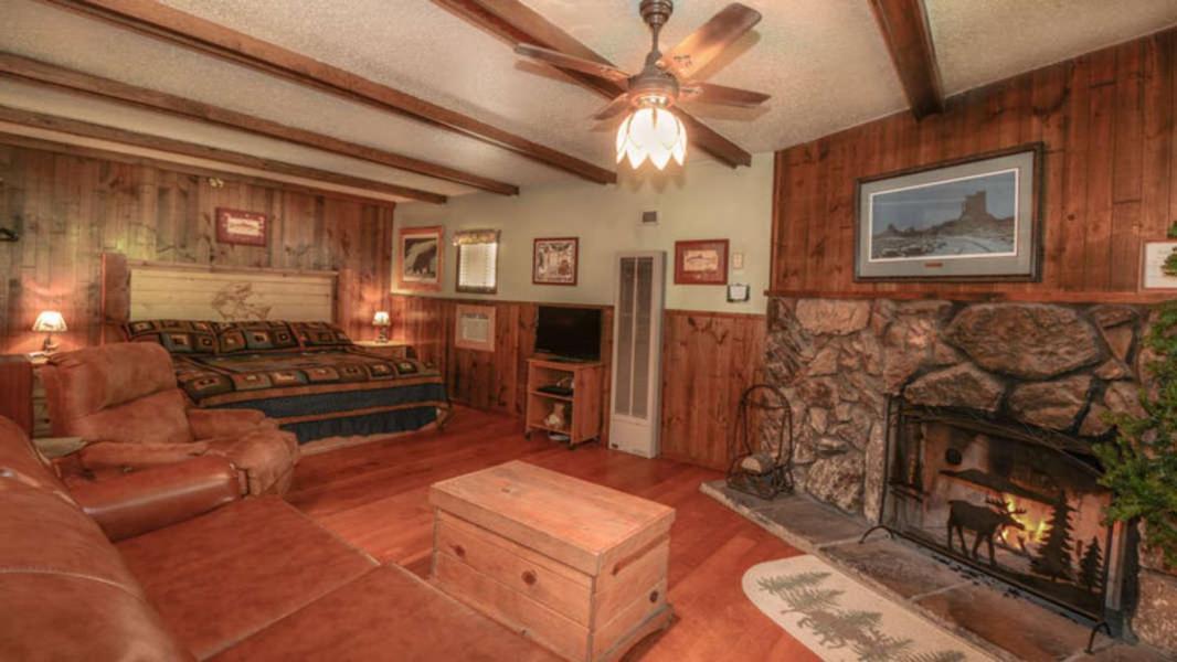 Whispering Pine Cabins 루이도소 외부 사진